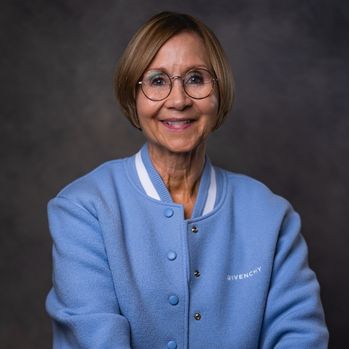 Diane Bloodworth headshot