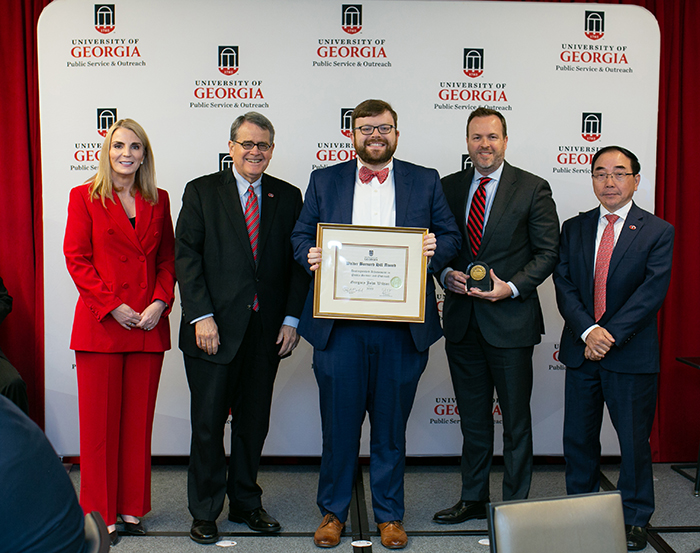 (L-R) Jennifer L. Frum, Vice President for University of Georgia Public Service and Outreach; Jere W. Morehead, President for University of Georgia; Greg Wilson, Assistant Director for University of Georgia Carl Vinson Institute of Government; Rob Gordon, Director for University of Georgia Carl Vinson Institute of Government; S. Jack Hu, Senior Vice President for University of Georgia Academic Affairs and Provost  (Photo courtesy Shannah Montgomery)