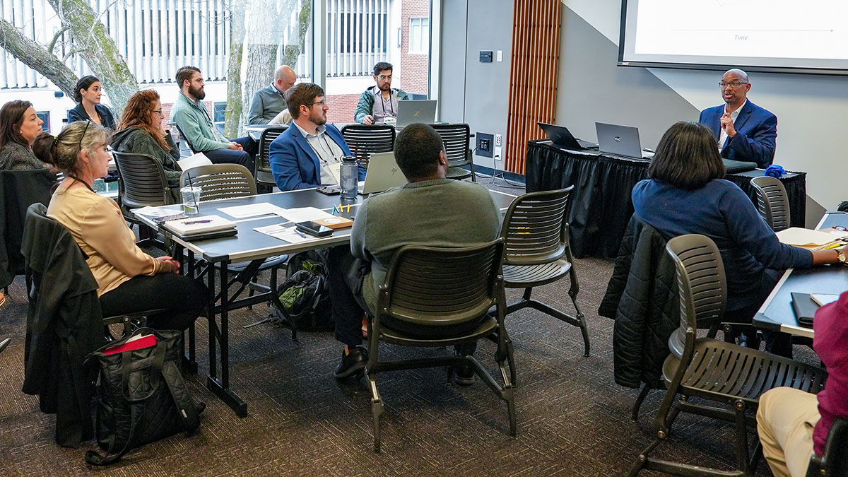 Donald Addison II, lecturer with the UGA Terry College of Business Institute for Leadership Advancement, leads a pre-conference workshop on change management.